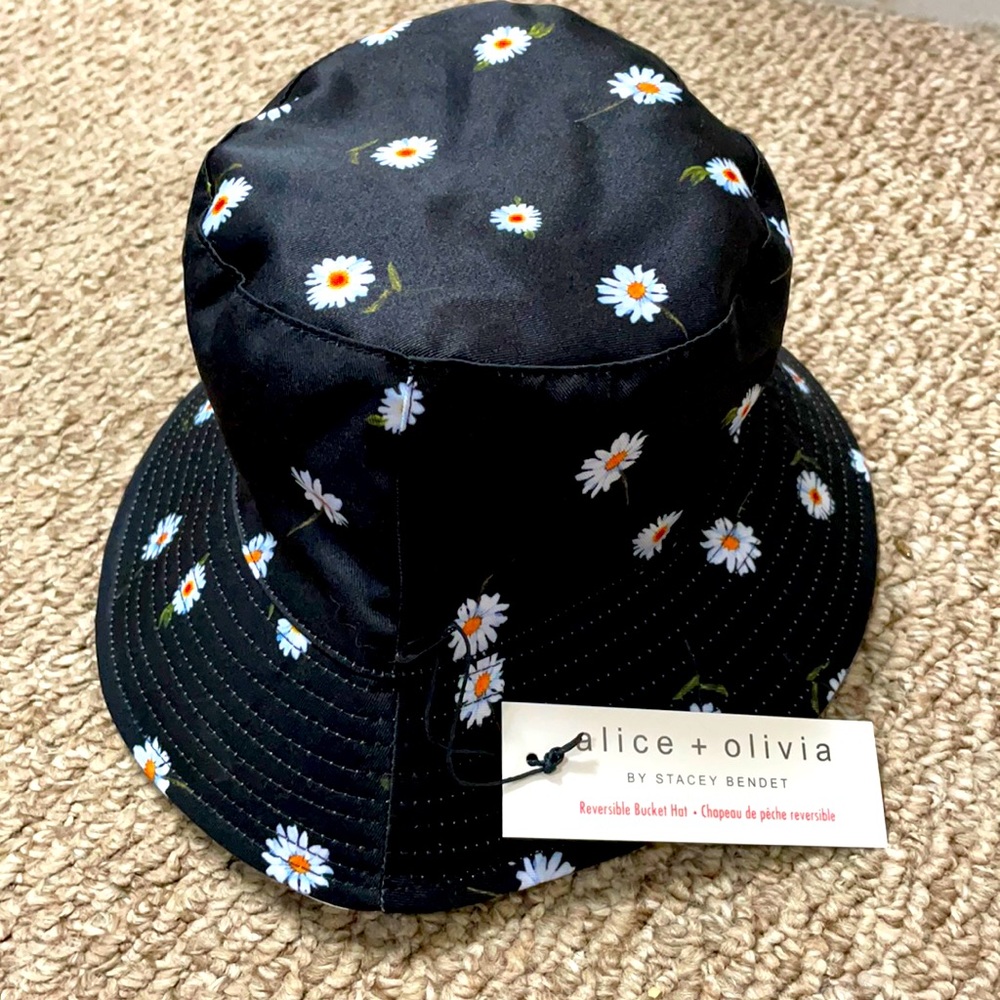 Alice + Olivia Reversible Bucket Hat